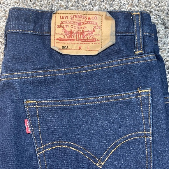 Vintage Levi's 501 Women's 34x26 Original Fit Jeans USA Made Zip Fly Blue Denim - Picture 11 of 11